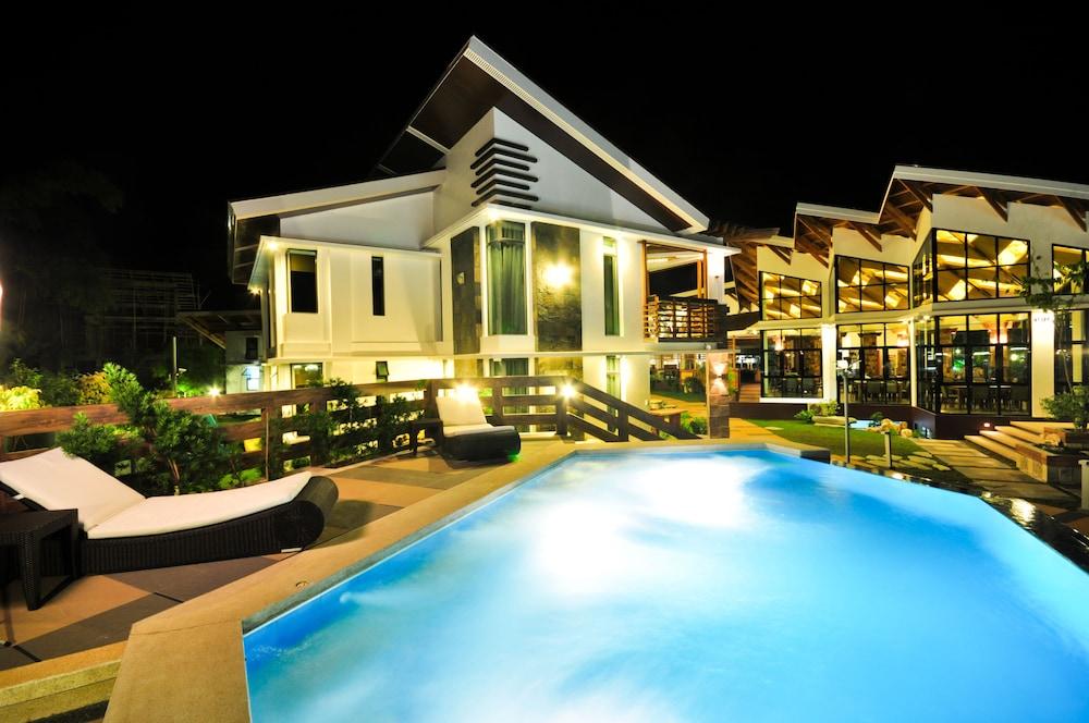 Infinity Resort Puerto Galera Εξωτερικό φωτογραφία