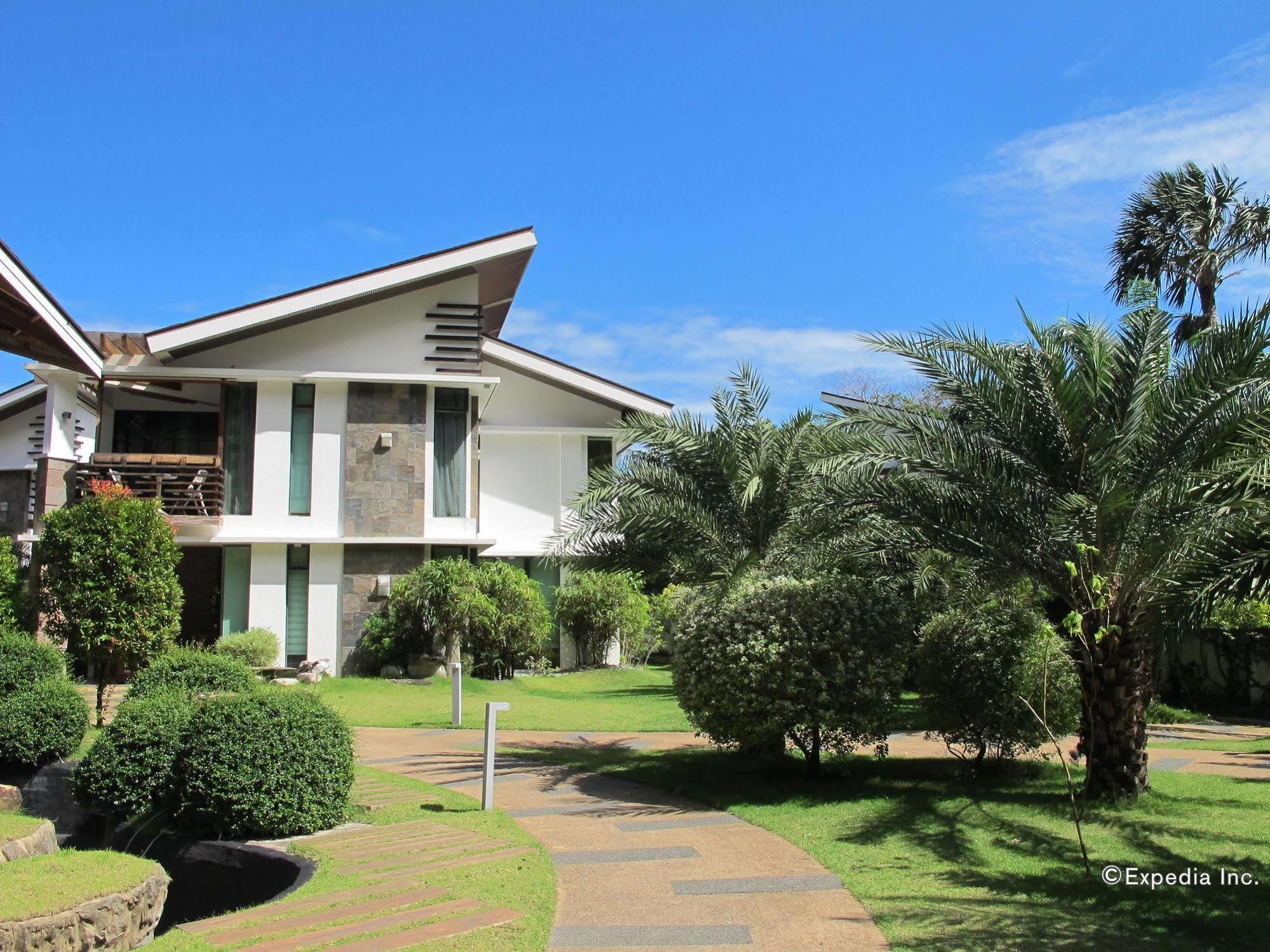 Infinity Resort Puerto Galera Εξωτερικό φωτογραφία