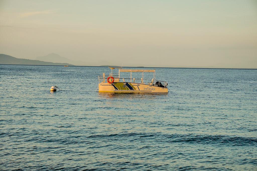 Infinity Resort Puerto Galera Εξωτερικό φωτογραφία